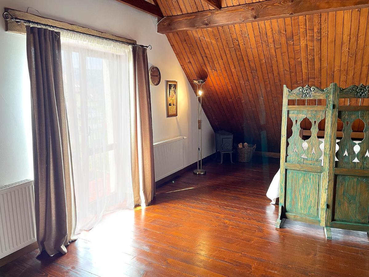 Villa Zoryany Dvir Skhidnytsia ภายนอก รูปภาพ