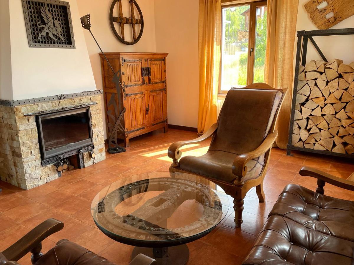 Villa Zoryany Dvir Skhidnytsia ภายนอก รูปภาพ