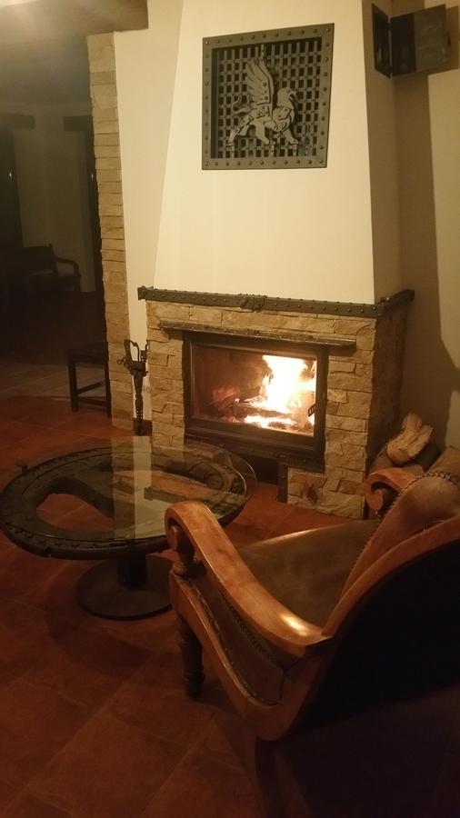Villa Zoryany Dvir Skhidnytsia ภายนอก รูปภาพ